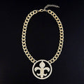 Fleur De Les Round Pendant Chain Necklace