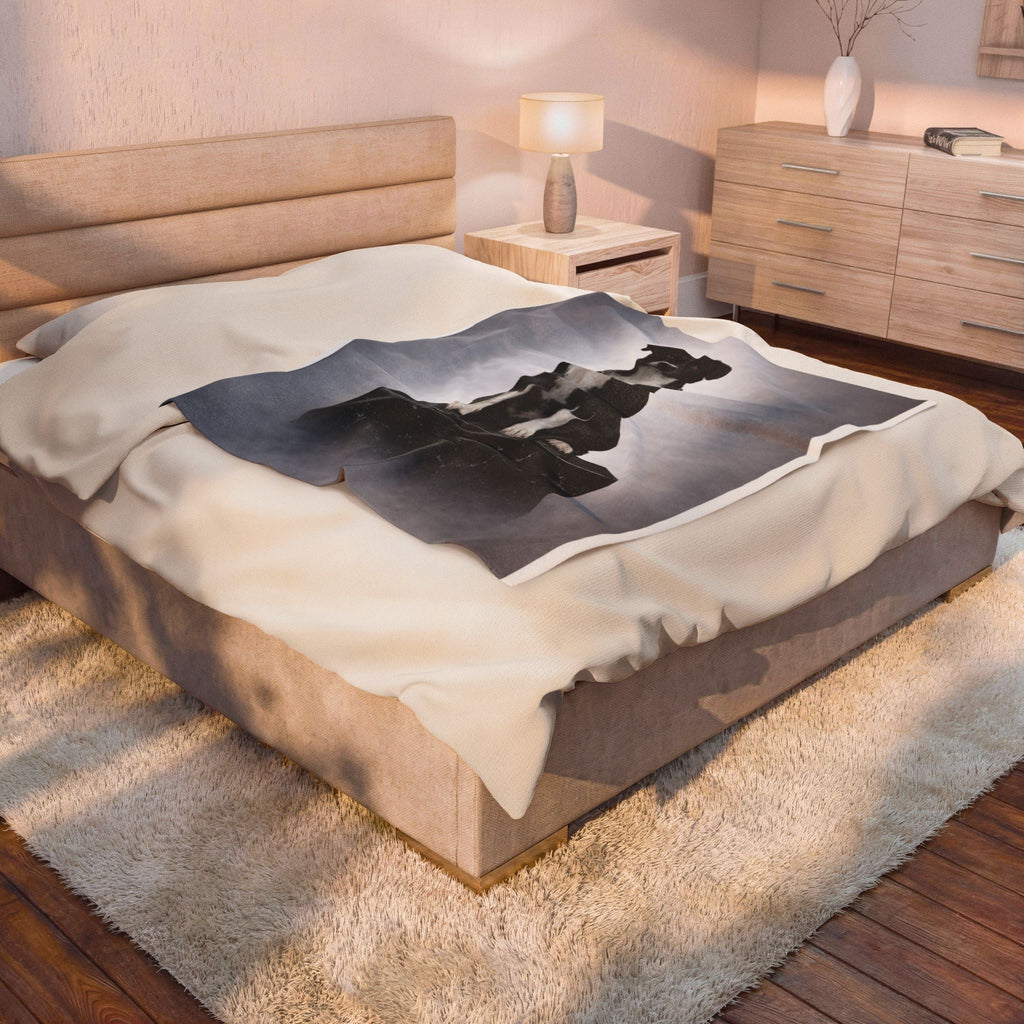 The Real King — Regal Black & White Dog Portrait Throw
