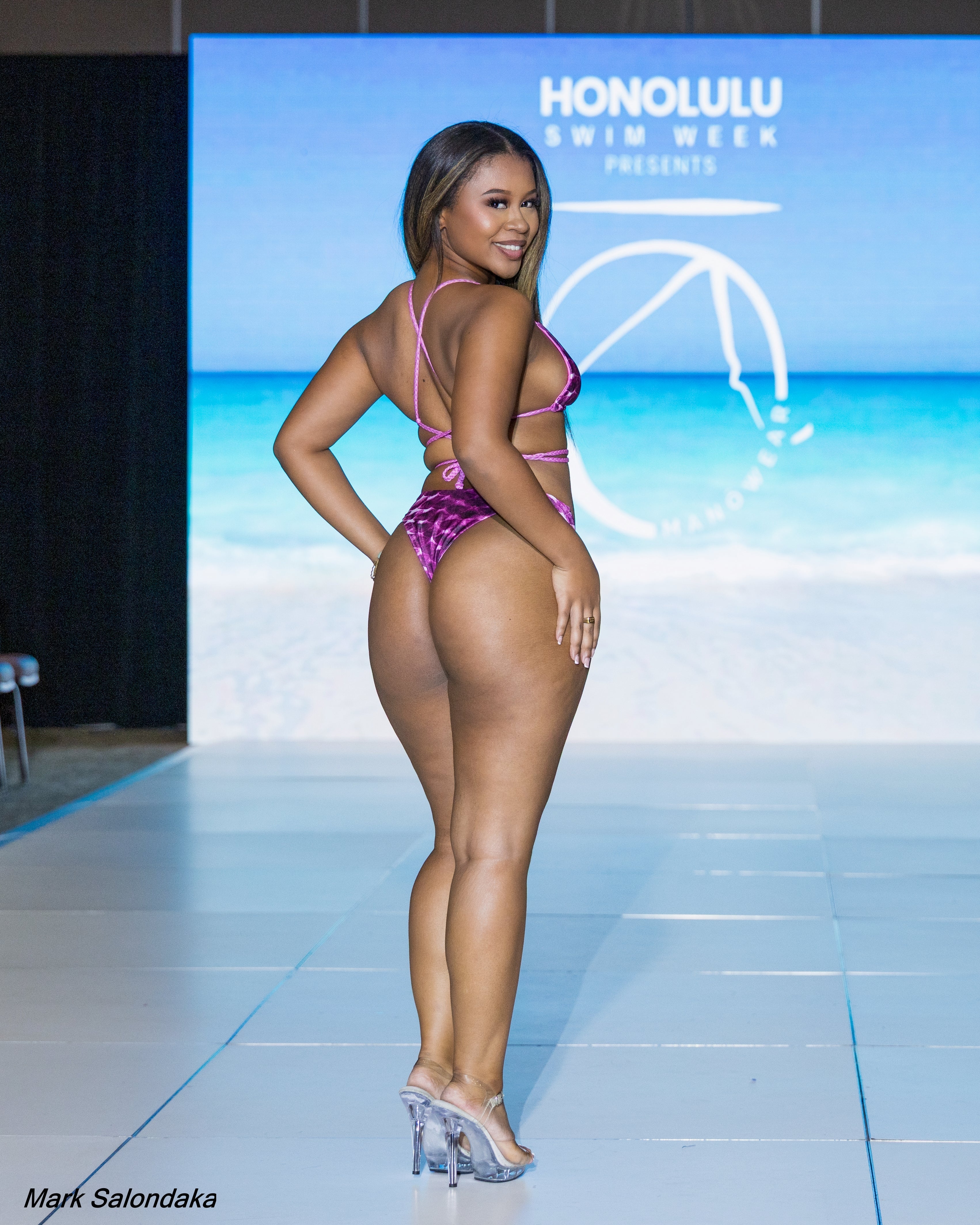 Sustainable V-Ola bottoms