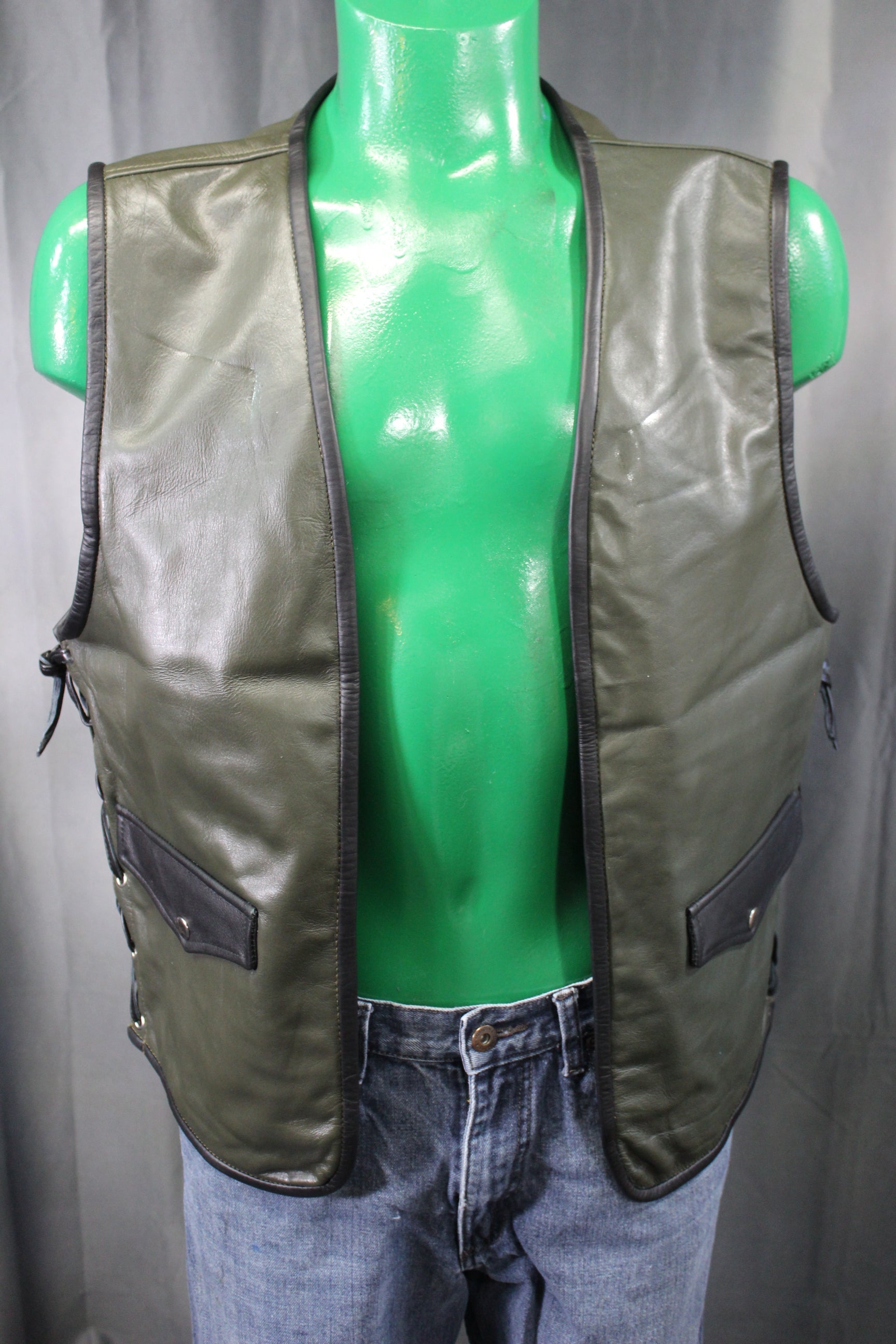 OnF Leather Bar Vest - Hunter Green with Black Highlights