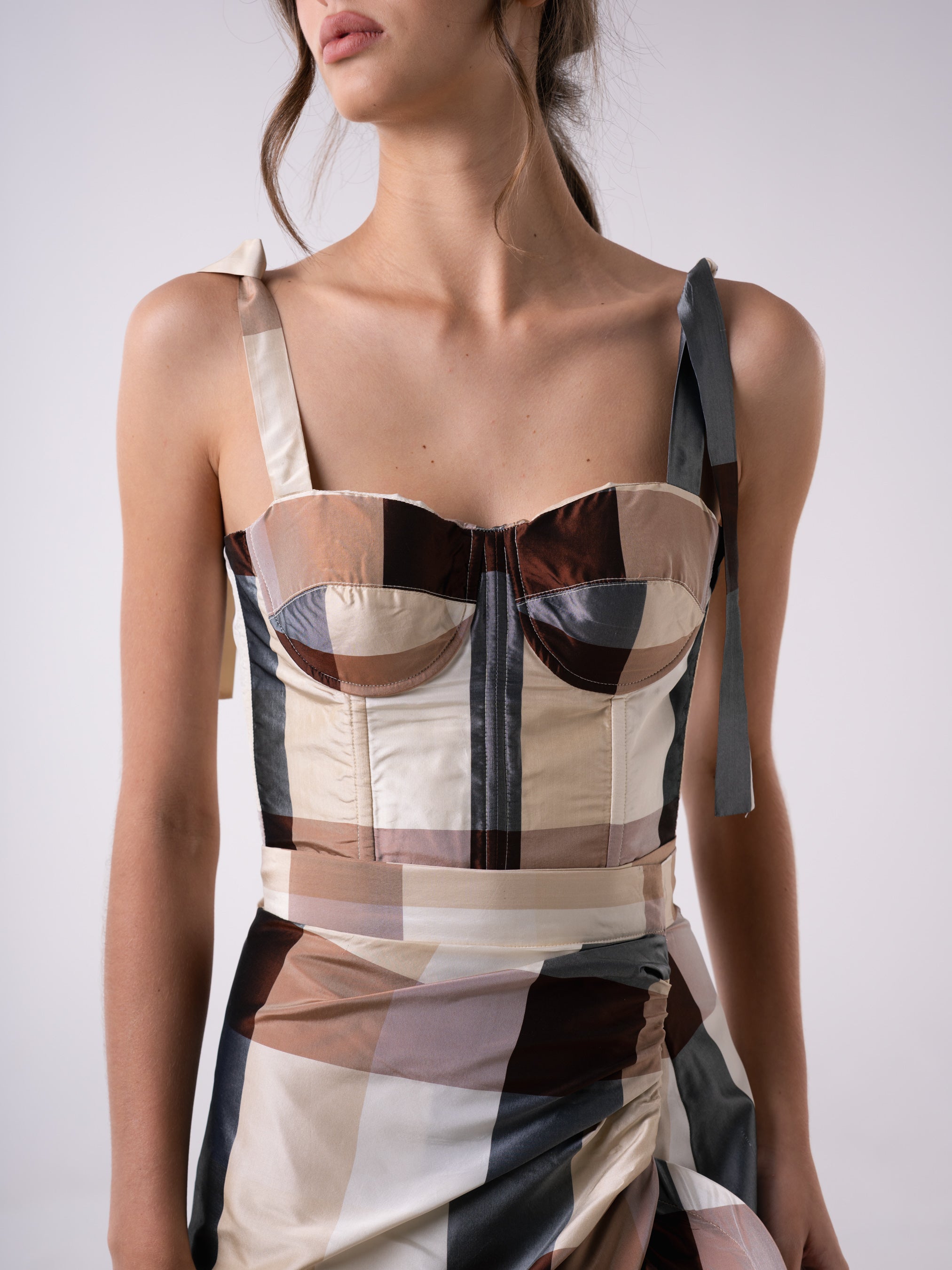 VEGA BUSTIER