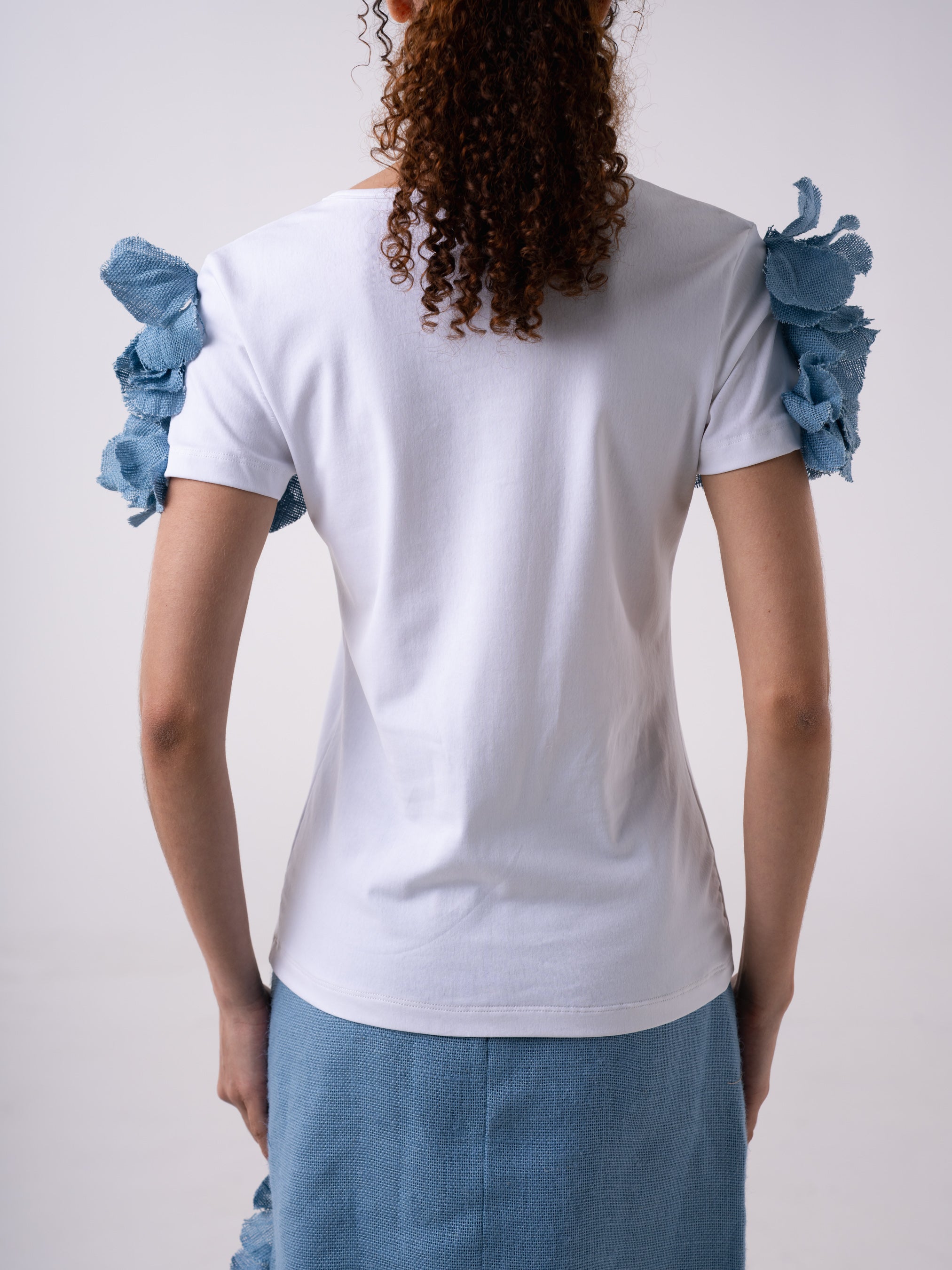 PARVA T-SHIRT